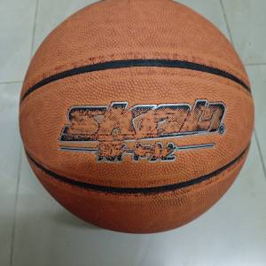SKALO 籃球 size 7