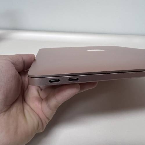 Apple MacBook Air 13" M1  電池🔋健康值95% 2020年8GB RAM 256GB SSD 帶埋火牛
