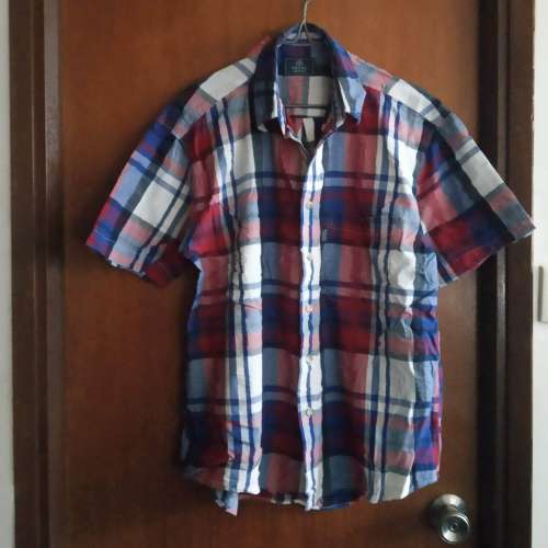 Regal Friend ~ Plaid Short-Sleeves Shirt &middot; 格紋短袖襯衫