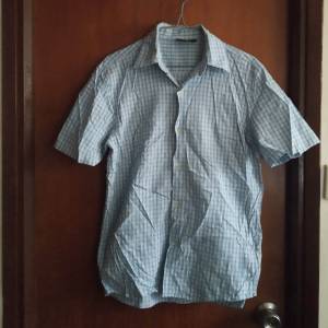 Guitor &middot; Blue-White Plaid Short-Sleeves Shirt &middot; 藍白色格紋短袖襯衫