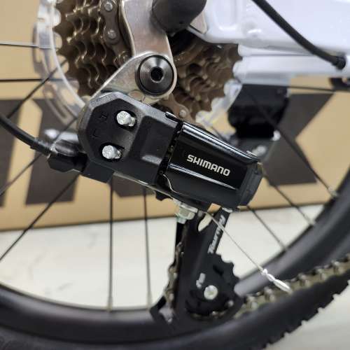 TRINX M985 (藍) - 7速 碟剎 20吋 鋁合金 兒童山地車 HK$1,180