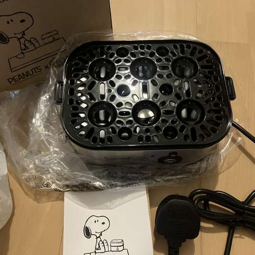 (全新) Peanuts Snoopy 迷你蒸爐 烚蛋器 史諾比 (mini food steamer egg boiler)