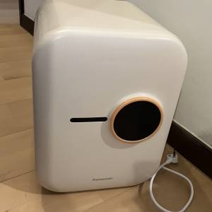 Panasonic 紫外線多功能消毒櫃 (嬰兒 奶瓶 bb baby 用品）