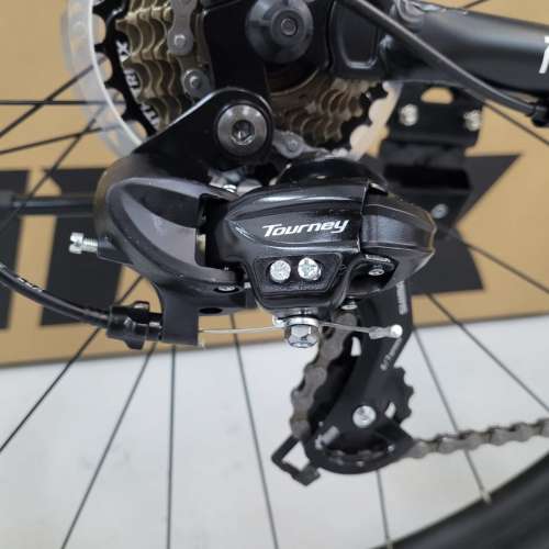 TRINX FREE 1.1 - 21速 碟剎 700C 鋁合金 平把 公路車