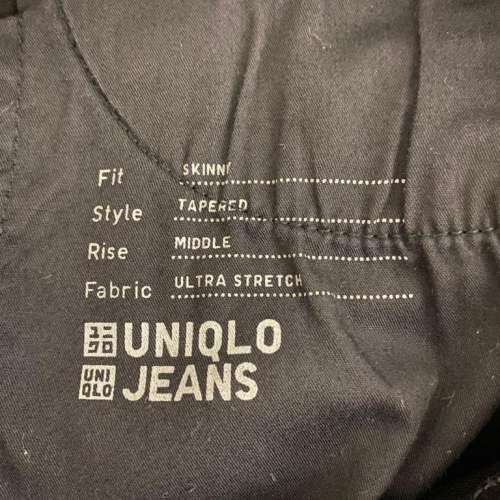 UNIQLO 女裝黑色修身有彈性牛仔褲 Size 27