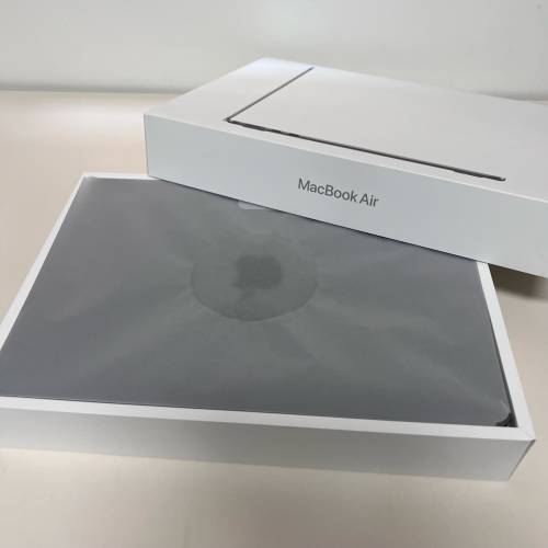MacBook Air 13.6" M2 2022年款16GB+512GB 全新只拆封 保到2026年12月18號