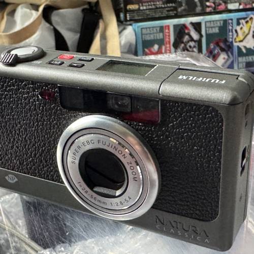 98% New Fujifilm Natura Classica 菲林相機