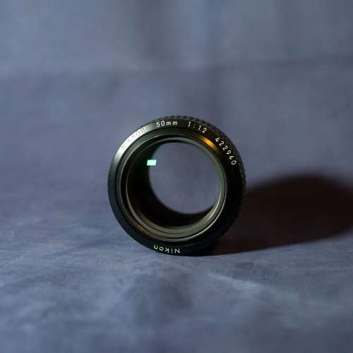 nikon nikkor 50mm f/1.2 ais & HS-12 hood