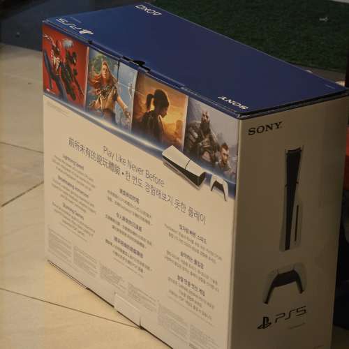 Sony PS5 Slim 光碟版