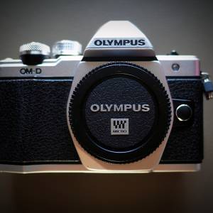 Olympus OM-D E-M10 Mark II