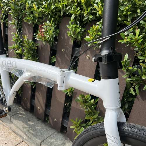 ( 最新款 NEO 20吋 40T飛輪 ) JAVA NEO 9速 桶軸油剎 20吋 406 鋁合金折叠車  ( 三...