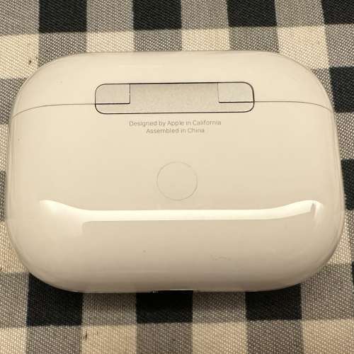 Apple AirPods Pro 2 充電盒 Lightning 版本 行貨 99%新 非常少用和新淨 電量和操作...