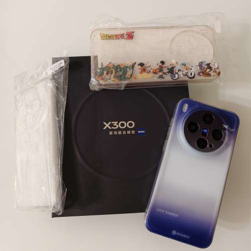 99%新Vivo X300 國行16+512 天藍色全套齊,有發票另跟保護殼
