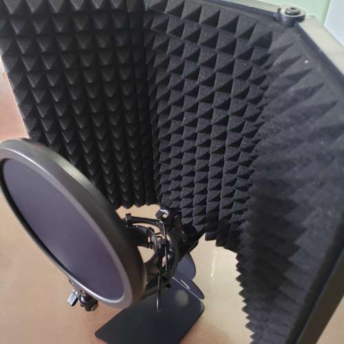 Soundproof recording radio microphone singing microphone live broadcast Tel: 934