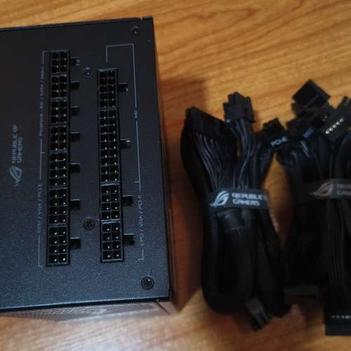 ASUS 1000W 80 Plus Gold Fully Modular PSU 全模組 火牛