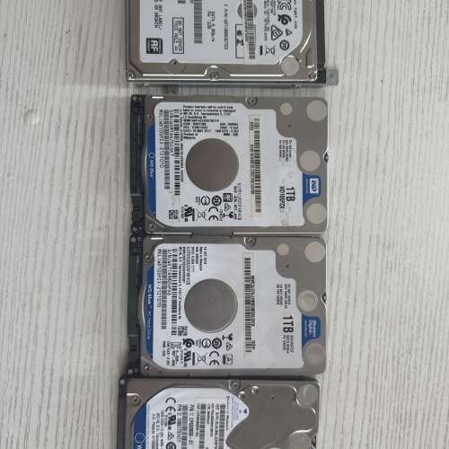 W D 1tb hard disk 有3隻$140隻屯門兆康站交收保證實測所有正常