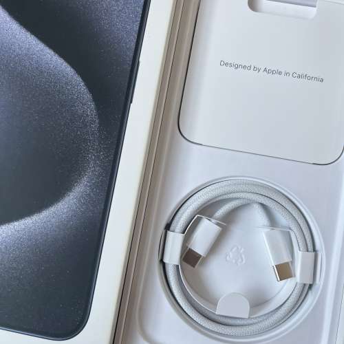 iPhone 15pro max全新原廠快充線，交收時間地點互就！適合15-17全系列及iPad
