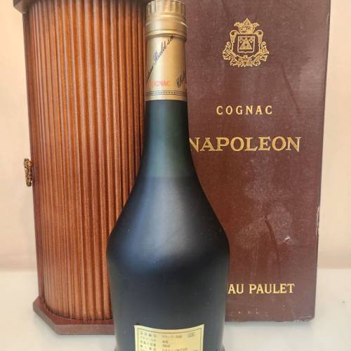 70年代法國保利城堡TRES VIEILLE 幹邑700ml 木盒装