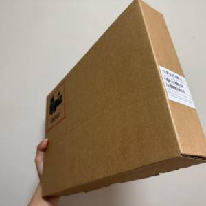 （原價）Apple MacBook Neo 256 銀色