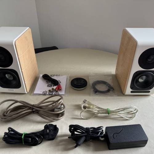 Edifier s880喇叭