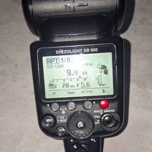Lowepro 相機袋+Nikon SB900閃燈+ 活動調較相機帶