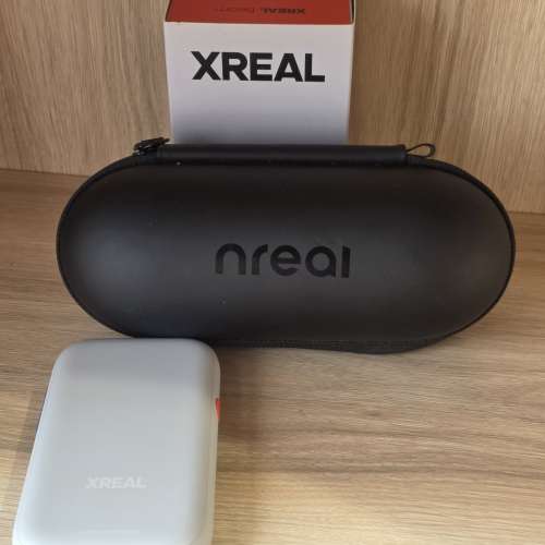 XREAL Air 第一代 AR 眼鏡連 Beam
