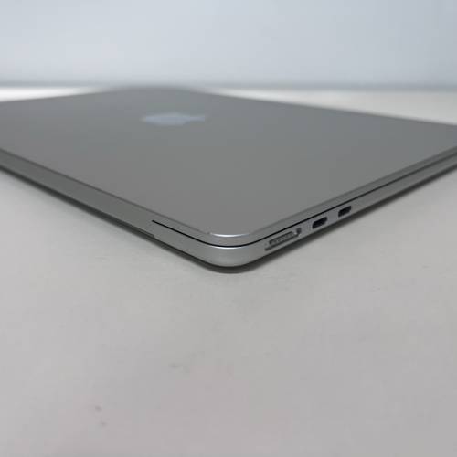 Macbook Air  M2 13&rdquo;2022年/24GB /512GB/電池🔋健康值98%/ 有盒/銀色