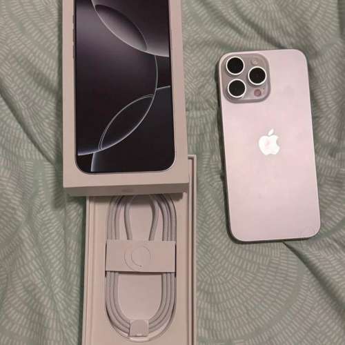 Apple iPhone 16 Pro Max (Fully Unlocked) 256GB Natural Titanium (Excellent)