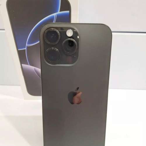 Apple iPhone 16 Pro Max (Fully Unlocked) 256GB Natural Titanium (Excellent)