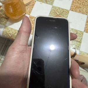 iPhone se2 128gb 黑色