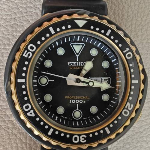Seiko 1978金吞復刻石英1000M