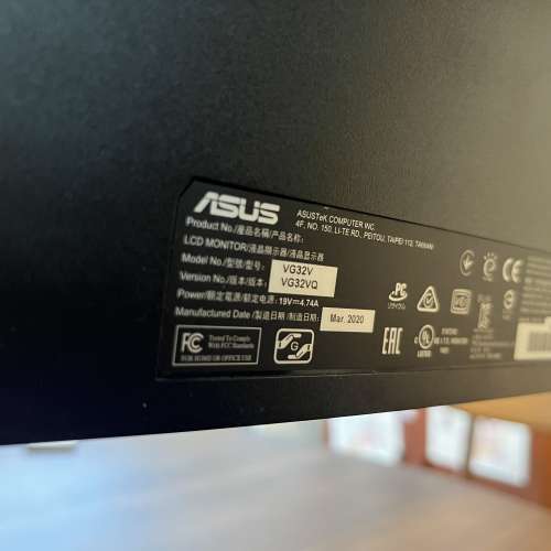 ASUS VG32VQ 電競螢幕
