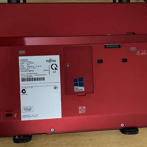 代友出售 Fujitsu LIFEBOOK S904日系 (Intel i7 CPU) 13.3吋超高清 紅色筆記型電腦...