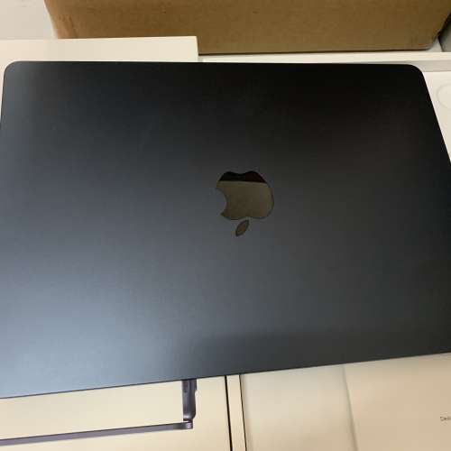 99%New US MacBook Air 13.6-inch (2025 M4) 256GB (16GB RAM) Midnight 保到30-1-...