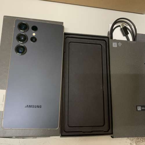 99%New Samsung Galaxy S25 Ultra S9380 256GB (12GB RAM) Dual Black
