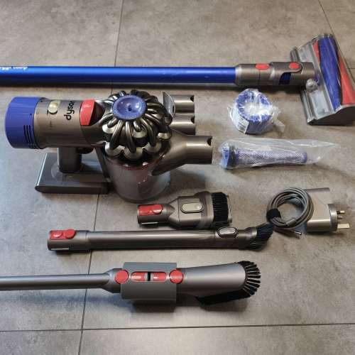 Dyson V8 Fluffy Pro Cordless Vacuum Cleaner 無線吸塵機 (新換電, 已清潔)
