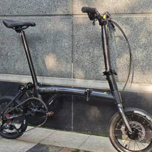 黑色 2026 新款 JAVA NEO 3速 桶軸碟剎 14吋 鋁合金折叠車 （ 三折叠小布 國布 ） ...
