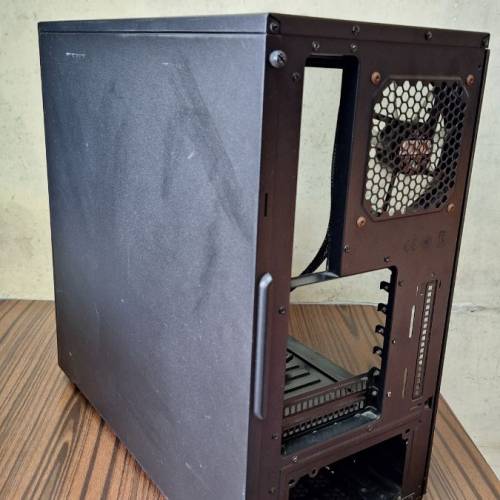 Cooler Master MasterBox Pro 5 RGB 機箱