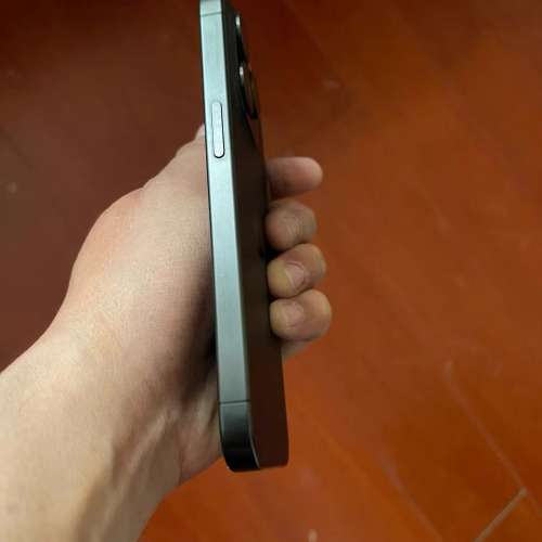 自用港版 iPhone15 pro 512G 黑色
