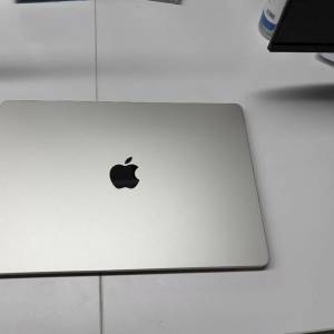 2025款MacBook Air 15寸，港版M4芯片,16G+512G星光色，香港購買原裝正品
