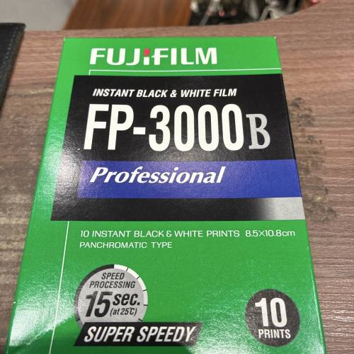 Fujifilm Instant Color Film FP-3000B Professional (expired in 2015/5)