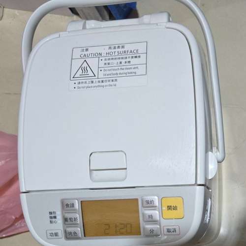 PANASONIC 樂聲牌SD-P104 麵包機