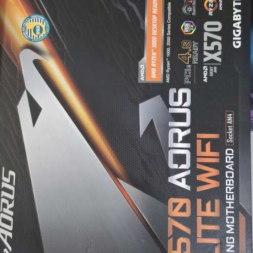 AMD Ryzen 5 5600X + Gigabyte  B550 AORUS 主機板