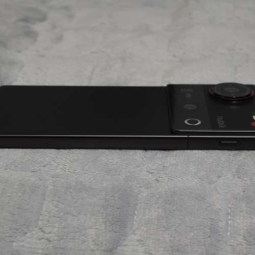 nubia Z70 Ultra 黑色 16GB+512GB 國行 95% 新