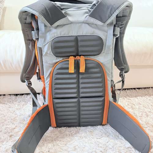 Lowepro Powder Backpack 500 AW &ndash; Grey/Orange 相機背囊