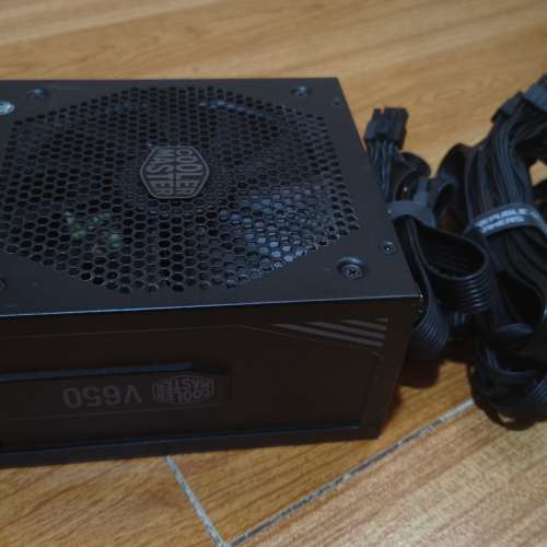 CoolerMaster V650 Gold 全模組化金牌認證電源供應器