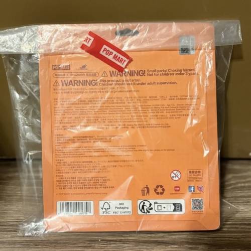 一套兩件LUBUBU POP MART炸蝦耳機包 THE MONSTERS怪味便利店系列 （香港專門店買有...