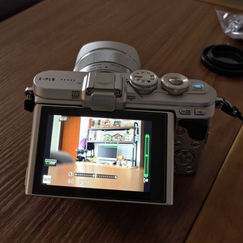 Olympus PEN E-PL8 相機