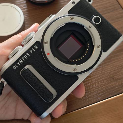 Olympus PEN E-PL8 相機