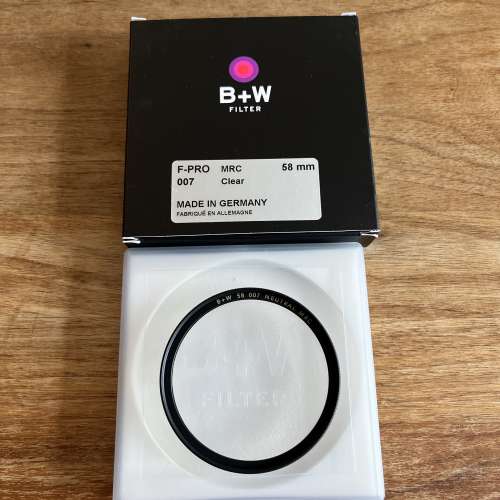 B+W F-PRO MRC 58mm Clear Filter